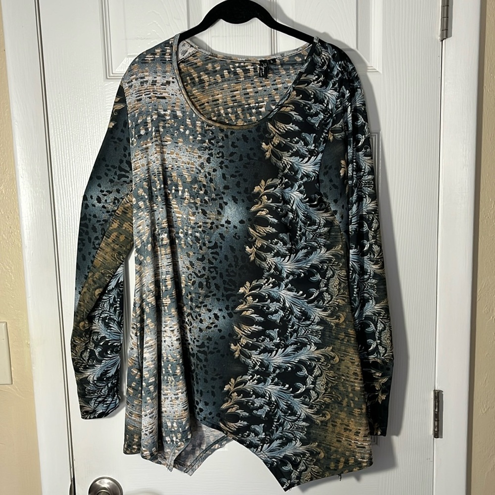 Fashque long sleeve pullover tunic jewel tones asymmetrical hem lightweight LG